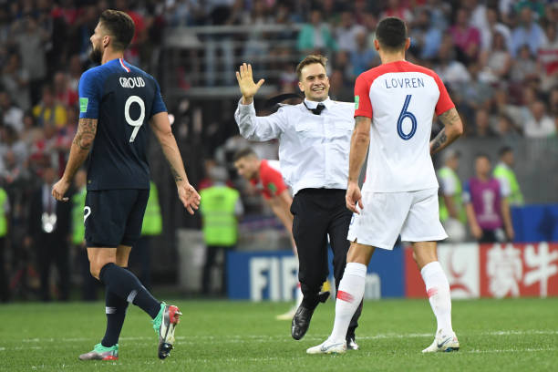 深植于每个 深植于每个