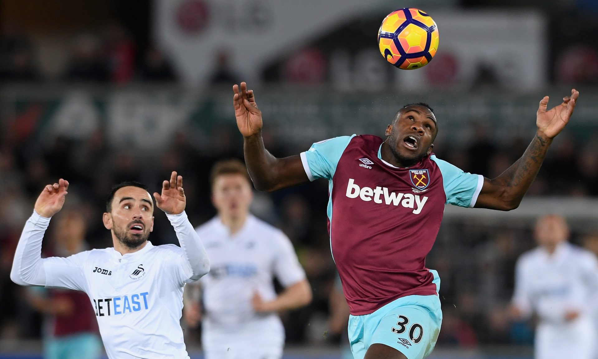 队中发挥了 队中发挥了