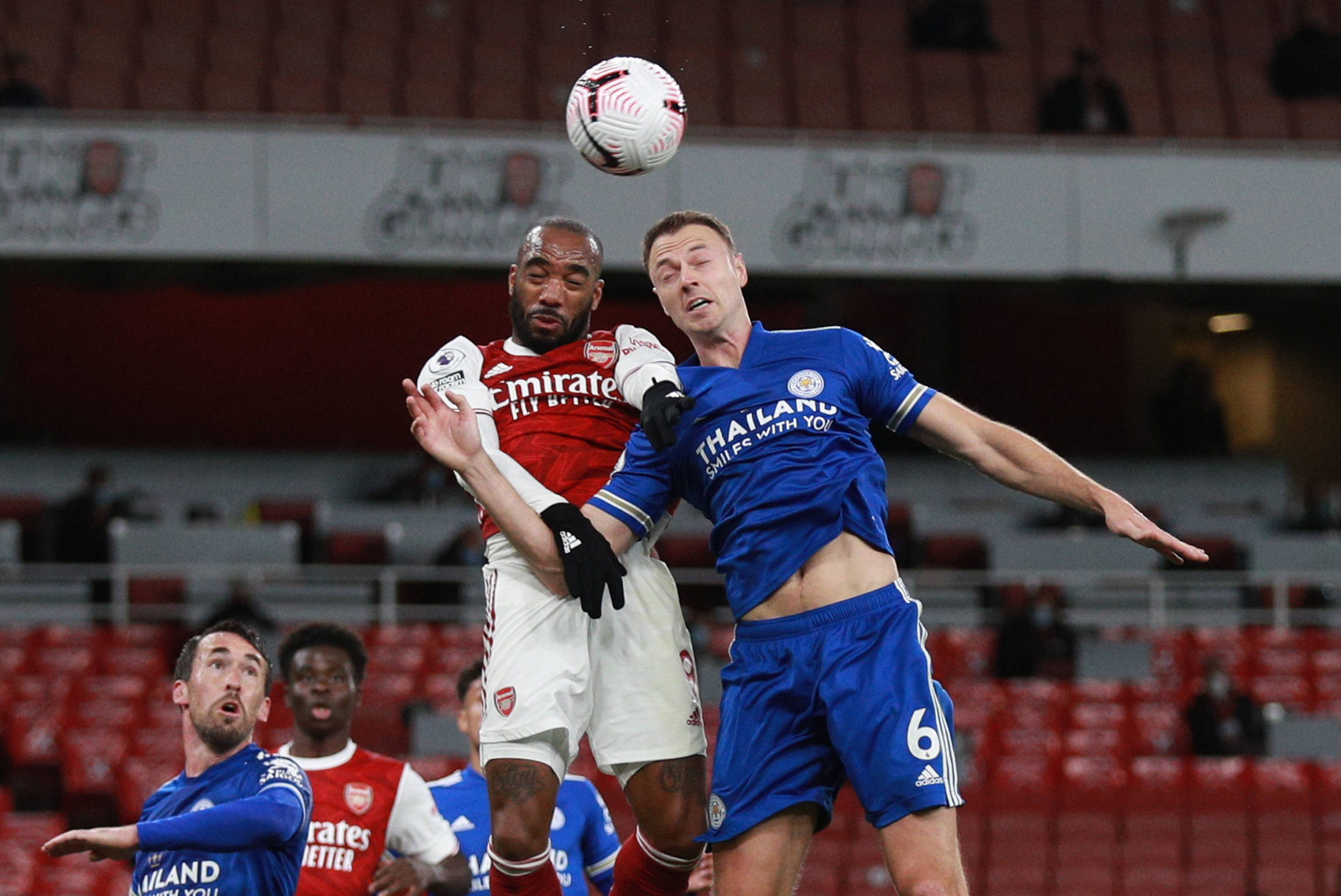 数据对比揭 数据对比揭